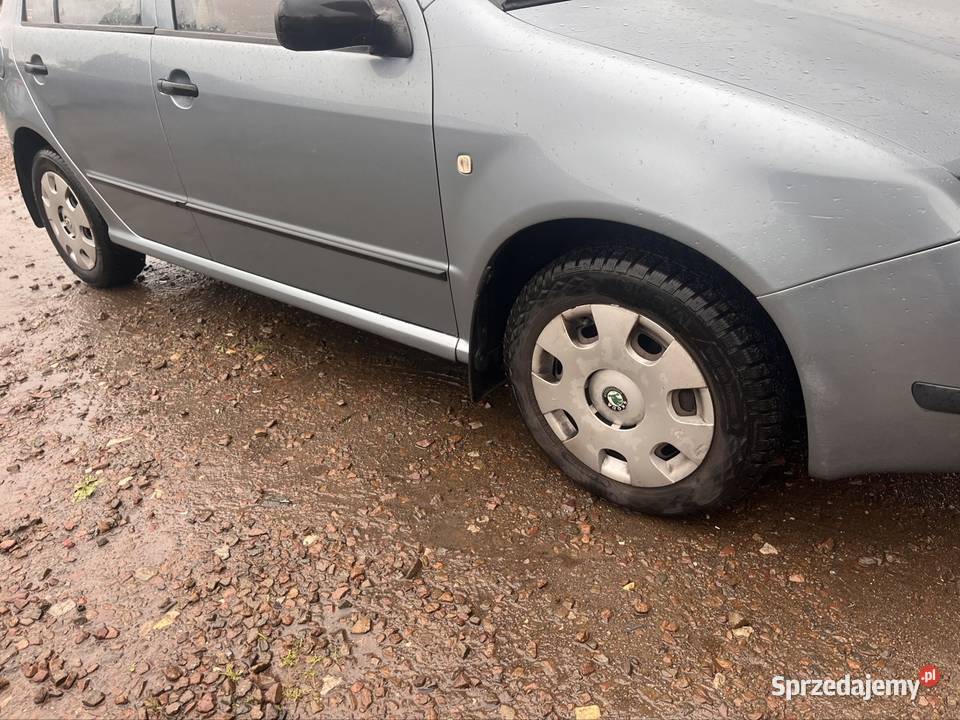 Części Skoda Fabia 12 12V maska zderzaki klapa Chocznia