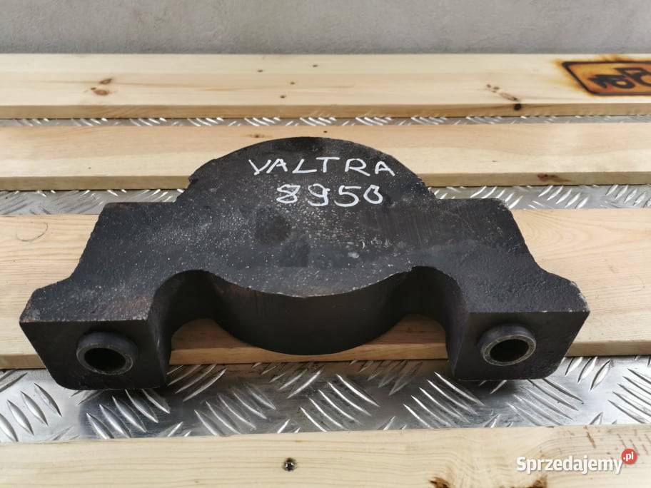 Wspornik mostu Valtra 8950 Carraro wielkopolskie Wilkowo