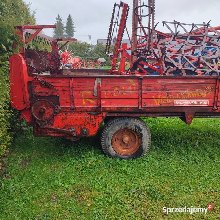 Rozrzutnik obornika 3 tony do c330 mf Strauttman Rozrzutniki obornika małopolskie Ropa