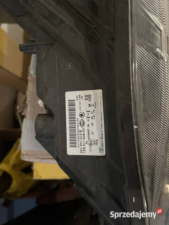 Lampa przednia skoda superb 3V dolnośląskie