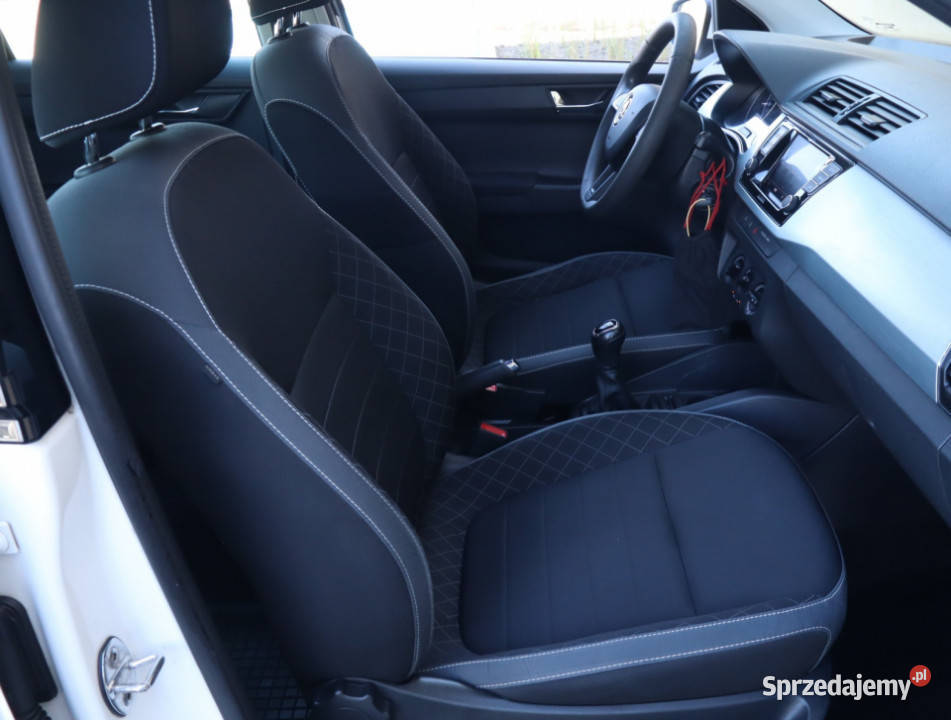 Skoda Fabia 10 TSI 70KM
