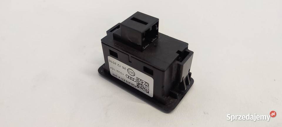 AUDI A6 C7 PRZYCISK OTWIERANIA KLAPY 4G0959831A sprzedam