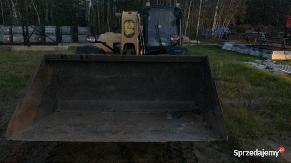 Ładowarka teleskopowa CAT TH407 Tarnów
