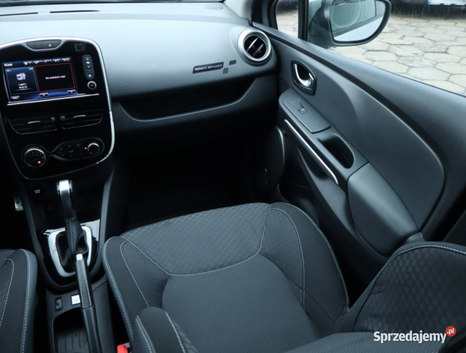 Renault Clio 12 TCe Rok produkcji 2016 łódzkie Łódź