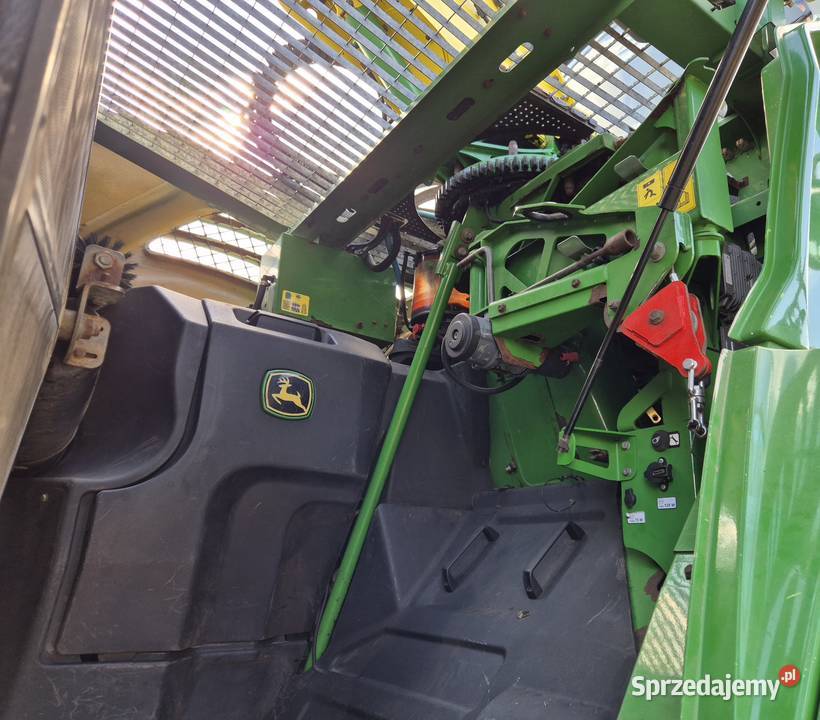 John Deere 8400i Kemper Plus 360 podbieracz639 nieuszkodzony Dziwie sprzedam
