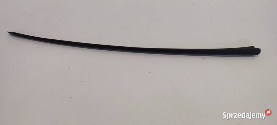 SKODA KAROQ LISTWA SZYBY PRZÓD PRAWA 57A854328 Listwy