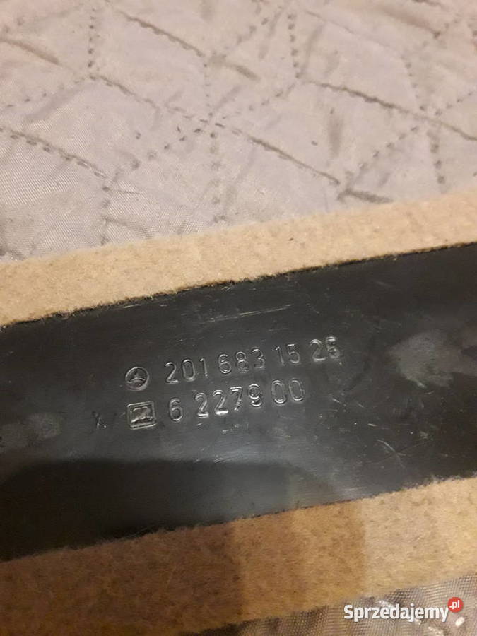 Mercedes W201 wykładzina tunelu środkowego Wyposażenie wnętrza Gdańsk