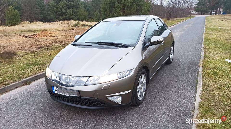 Honda Civic Ufo 18 niski przebieg Pilawa sprzedam