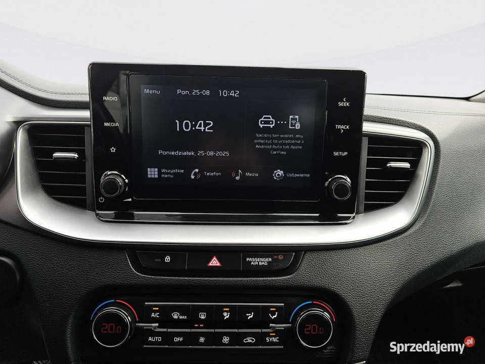 Kia Ceed 10 TGDI M Kombi WND1955C III 2018 manualna Kia