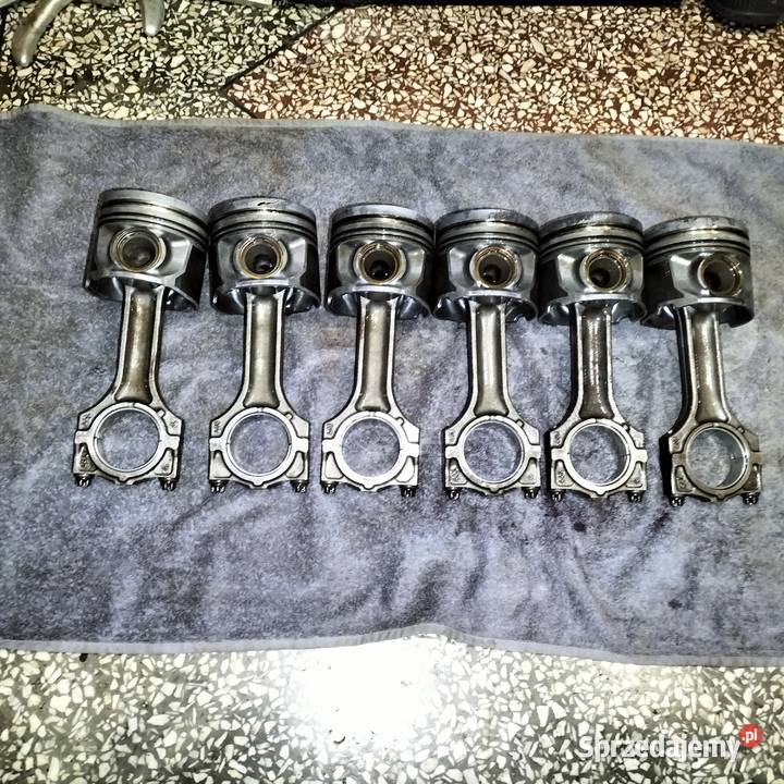 Tłoki BMW E46 E60 530D E65 E66 730D X3 E83 30D Poręba