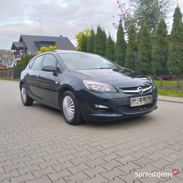 Opel Astra 2014 benzyna OPŁACONA Wolsztyn sprzedam