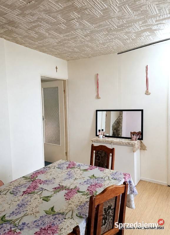 DREWNIANY DOM W CENTRUM NOWEGO ŻMIGRODU 70m2 Nowy Żmigród