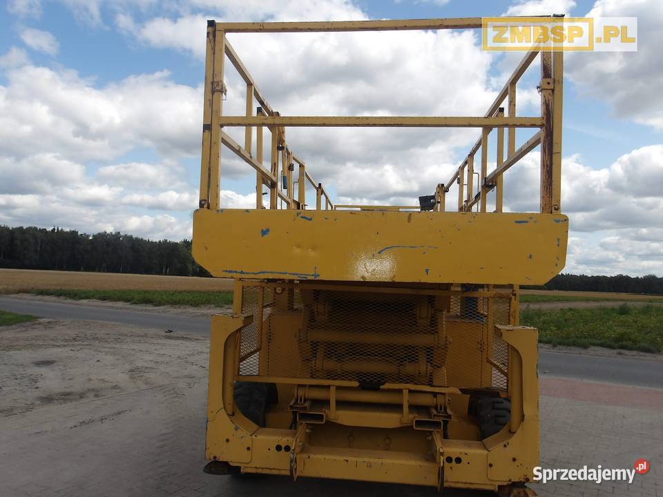 Podnośnik nożycowy spalinowy 4x4 Genie GS4390 RT Rok produkcji 2009 wielkopolskie Pleszew sprzedam