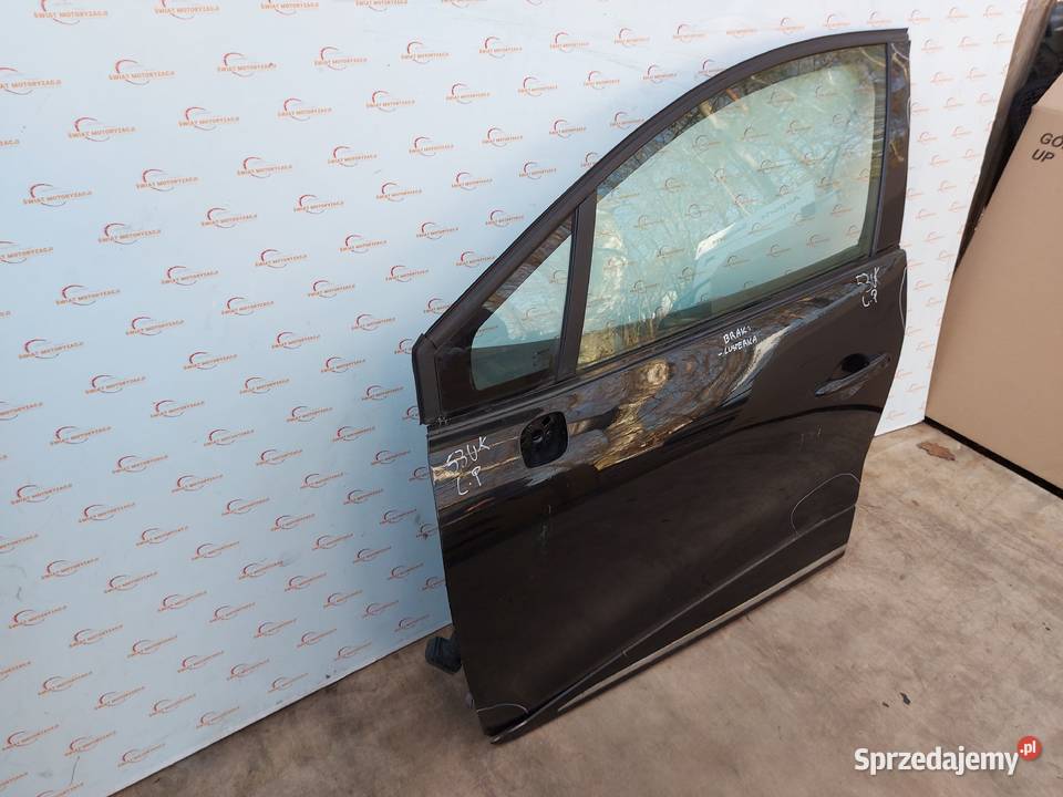 RENAULT CLIO IV 14r drzwi lewe przód 140 świętokrzyskie