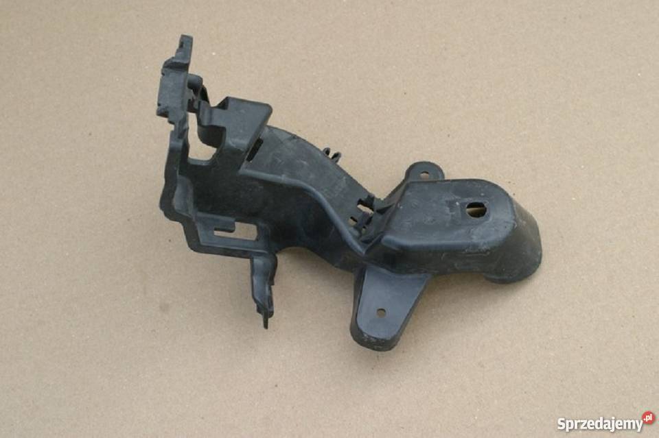 MERCEDES C KLASA WSPORNIK UCHWYT LEWY 2058851114