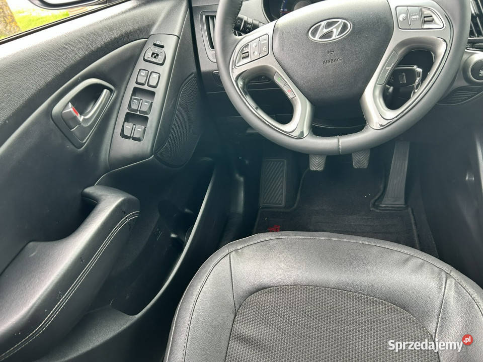 Hyundai ix35 Rok produkcji 2015 Samochody osobowe Nowe Iganie