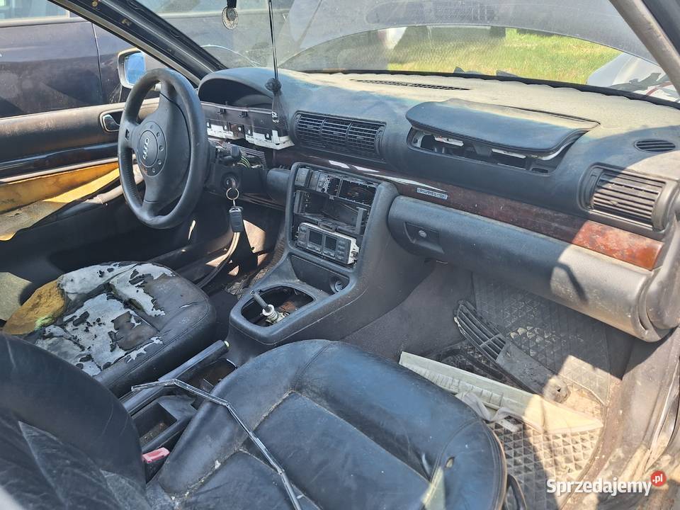 Samochód Audi A4 B5 16B CZĘŚCI