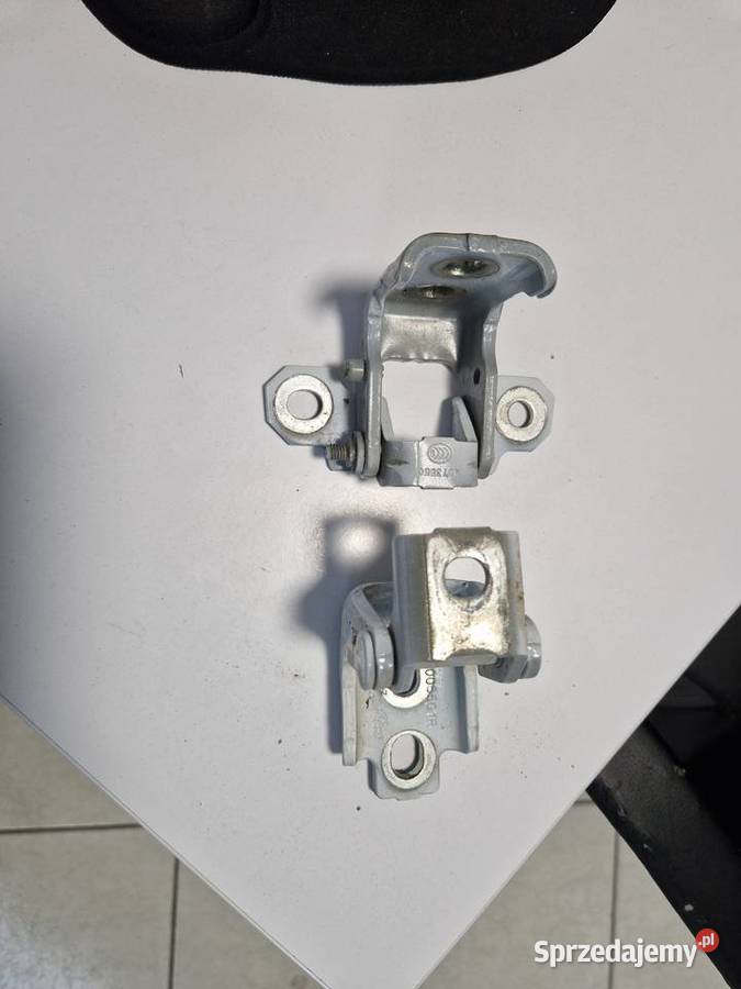 Zawiasy drzwi Mercedes Citan W420 Renault Kangoo dostawcze Złocieniec