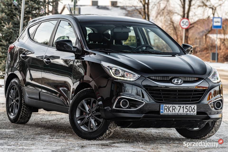 Hyundai ix35 20 benzyna napęd 4x4 klimatyzacja Targowiska