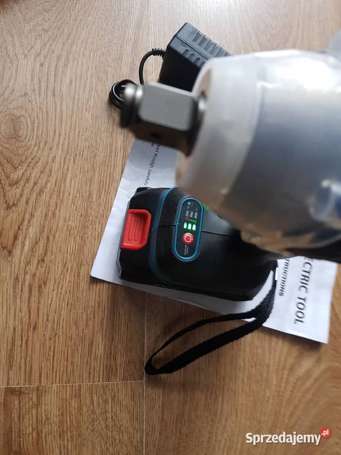 Klucz udarowy bezszczotkowy na baterie Makita