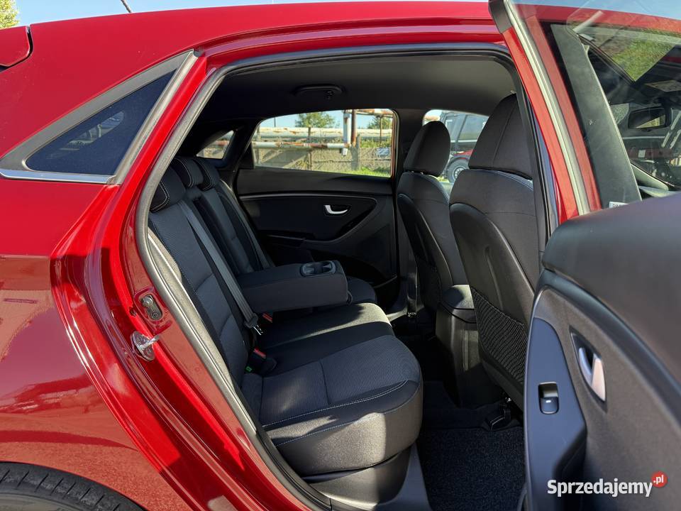 Hyundai i30 16 BENZYNA Klimatronik Nawigacja wielkopolskie Konin
