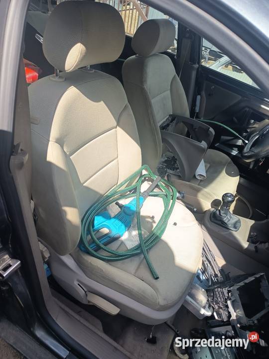 Fotele komplet Leon 1 Toledo a3 8l golf 4 Łęczna