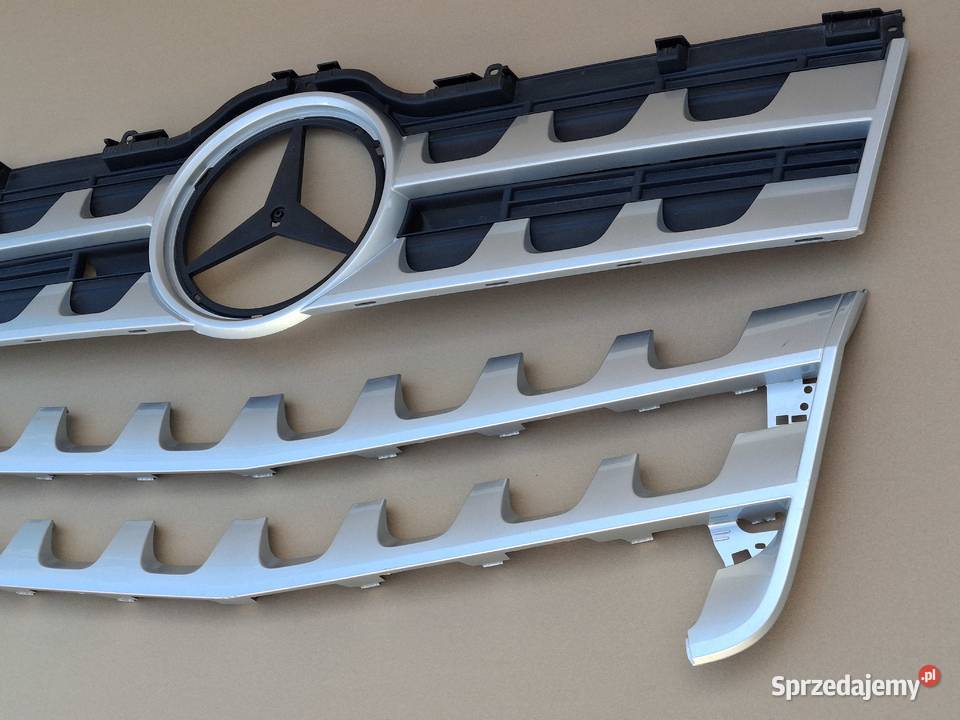 MERCEDES AROCS ANTOS GRILL ATRAPA PRZÓD ORYGINAŁ Bieleń