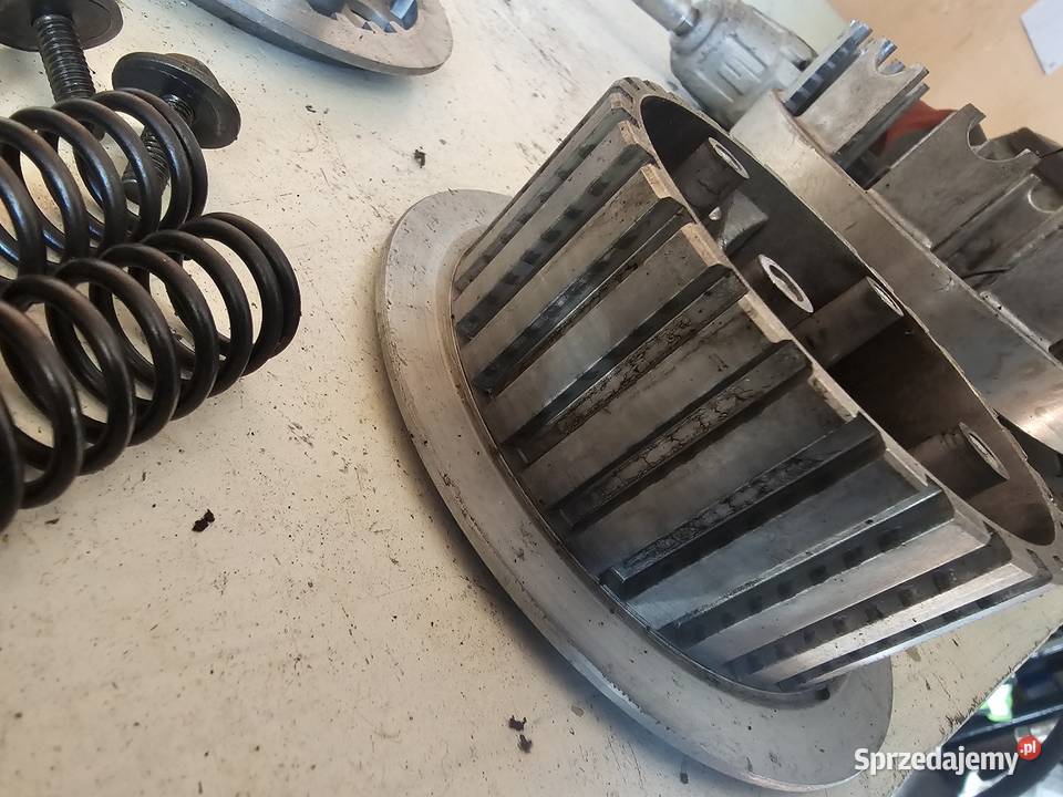Suzuki gsf 600 Bandit sprzęgło kosz sprzęgłowy