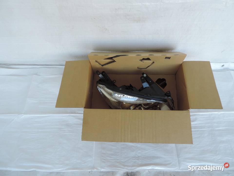 TOYOTA RAV4 RAV4 0508 LAMPA REFLEKTOR PRZÓD