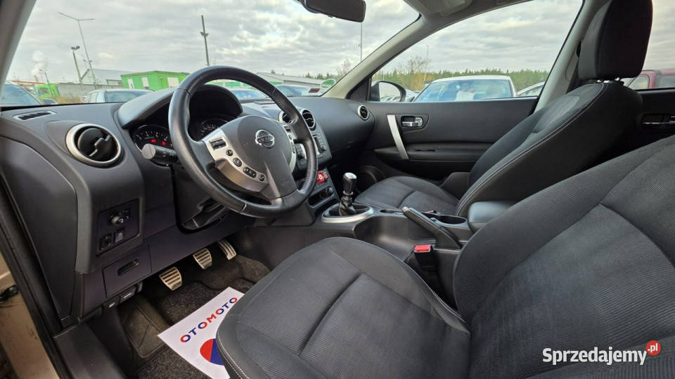 Nissan Qashqai Climatronic navi camera cofania I złoty Lębork