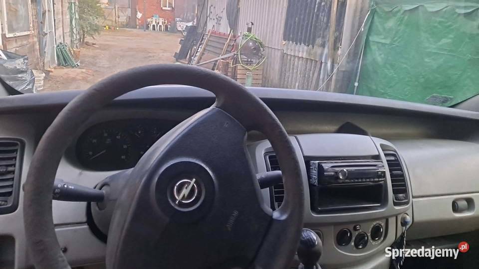 Opel Vivaro 2005 r 19 TDCi 120