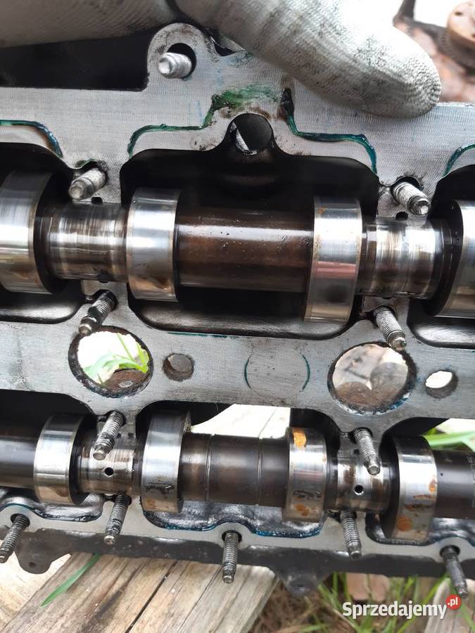 Trafic Vivaro 20 DCI M9R Glowica