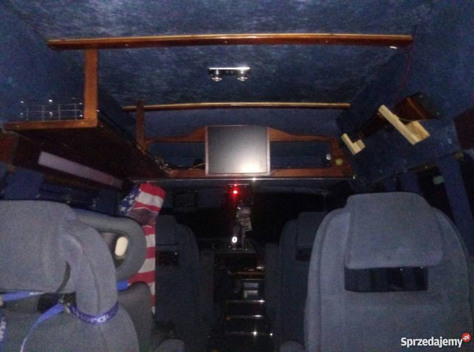 Dodge Ram VAN B 250 Salonkaprzyczepa Van / Minibus Drawsko