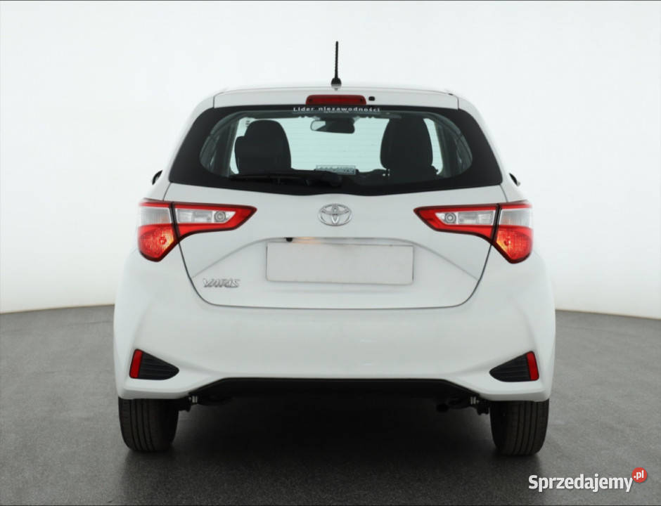 Toyota Yaris 15 Dual VVTi Rok produkcji 2018 Piaseczno sprzedam