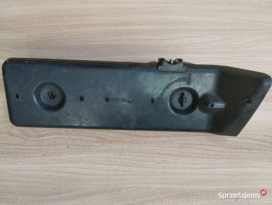 Płytka tylnej prawej lampy Mercedes 190 W201 Lampy tylne Łódź