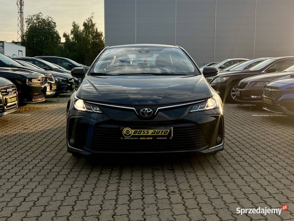 Toyota Corolla 2021 światła do jazdy dziennej Warszawa