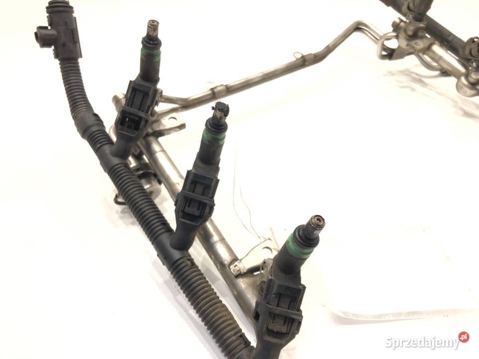 LISTWA WTRYSKOWA AUDI A4 B6 06C133551 30 220 sprzedam