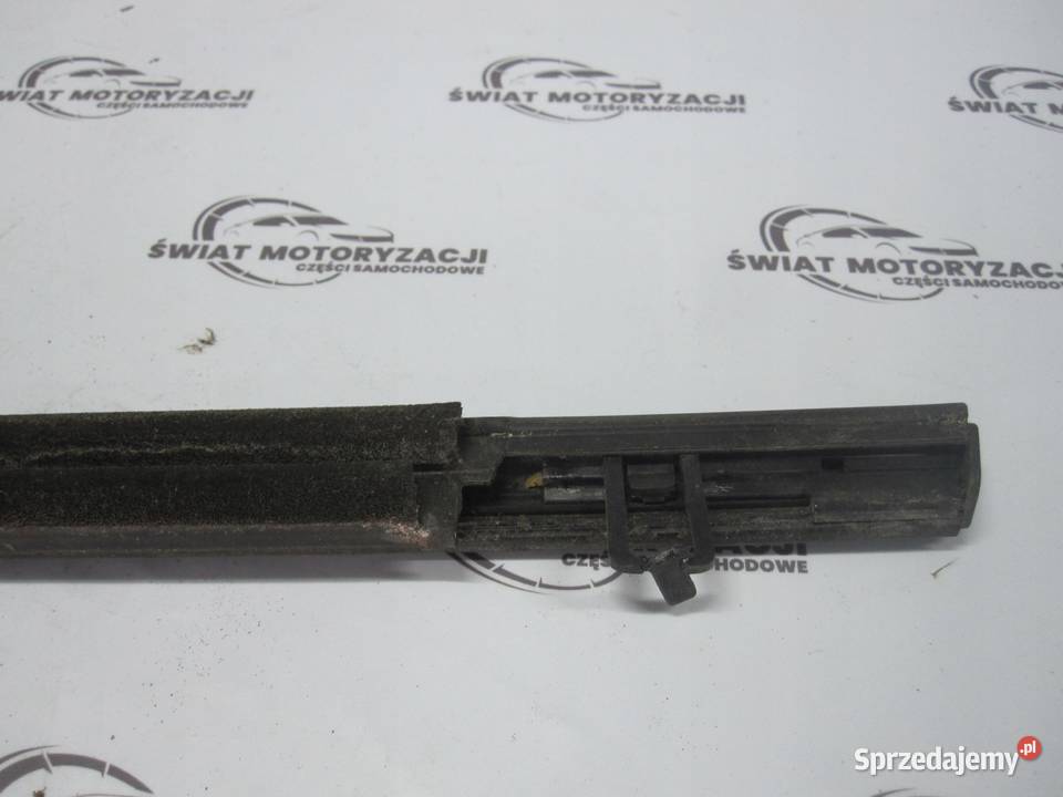 HONDA CIVIC VIII 07r listwa prawa przód