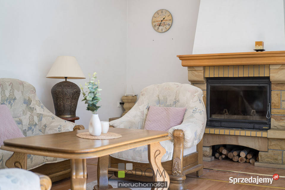 Rodzinny dom w zabudowie bliźniaczej Chwalęcice