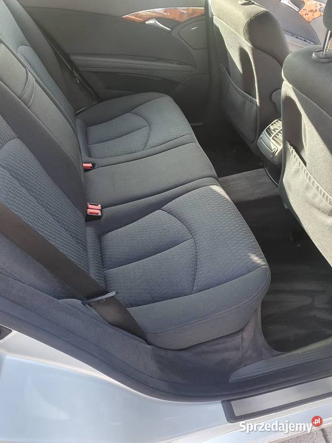 dodge nitro 40 4x4 SUV Oleśnica
