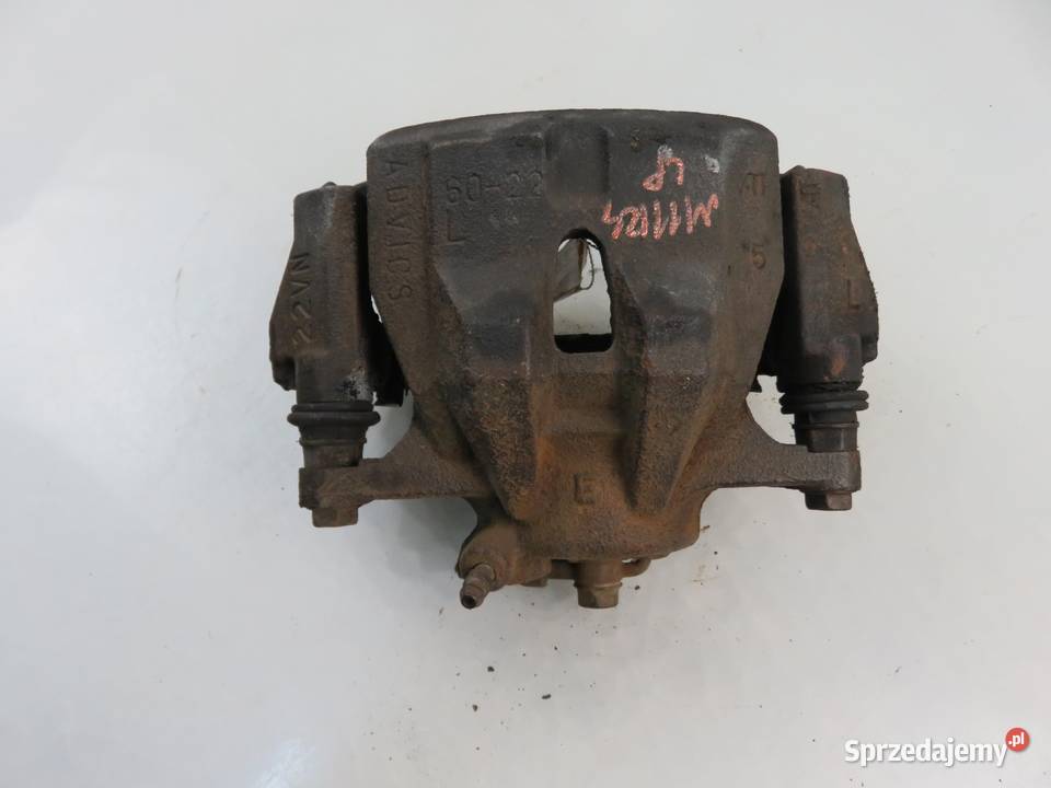 ZACISK LEWY PRZÓD TOYOTA URBAN CRUISER 14 D4D osobowe