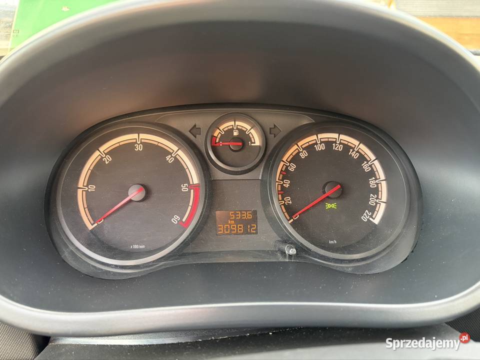 Sprzedam Opel Corsa D Maruszyna