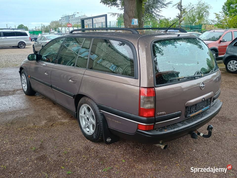 Opel Omega B CD 1997r 20i 136 184000 brązowy