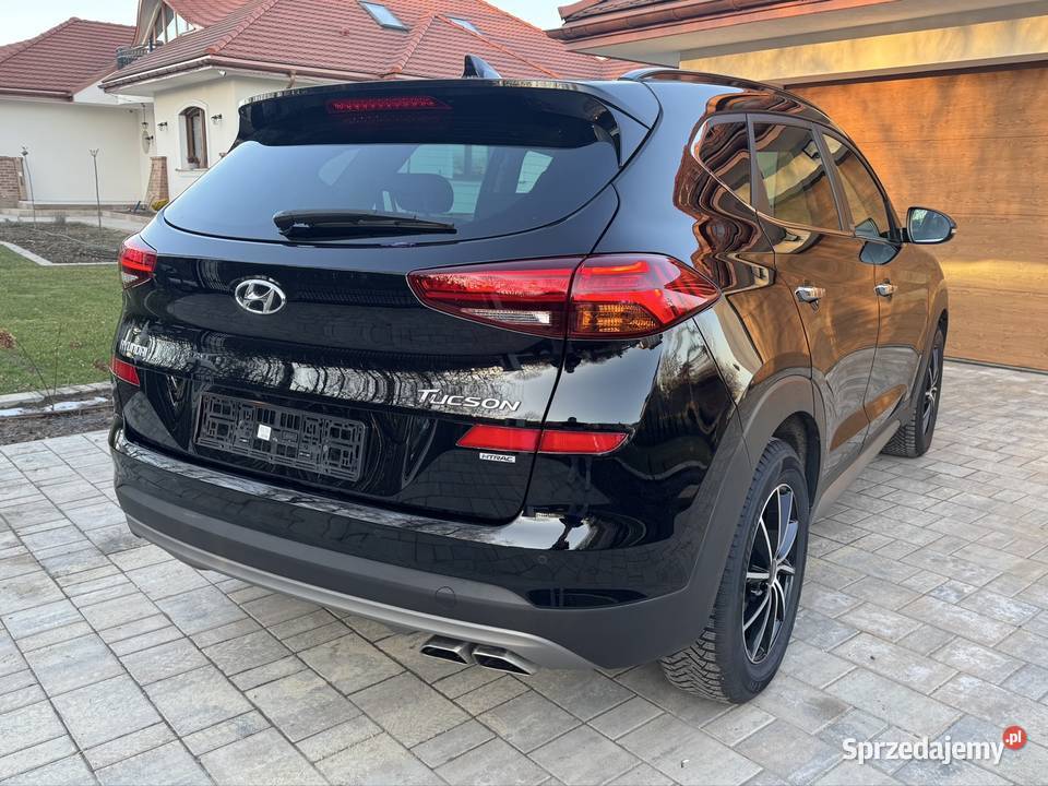 Hyundai Tucson 16T 177 automat najbogatsza