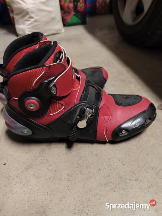 Kask kurtka buty motocyklowe cross enduro sport Mrozy sprzedam