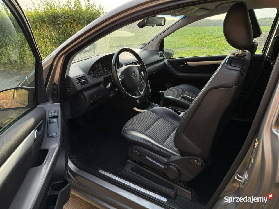 Mercedes A 170 17 benzyna 185 opłacony W169 złoty Ocice