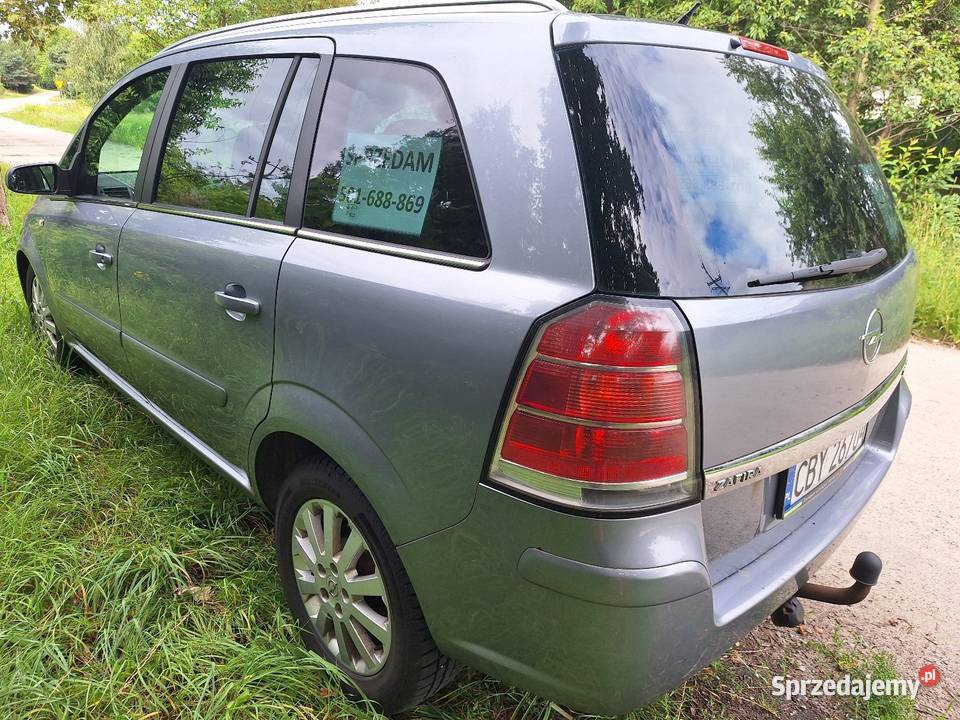 Opel Zafira B 19