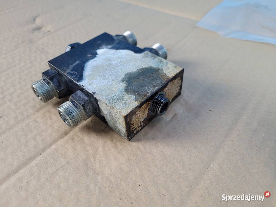 CASE IH PUMA 145 12r BLOK ZAWÓR HYDRAULICZNY kujawsko-pomorskie Kolno