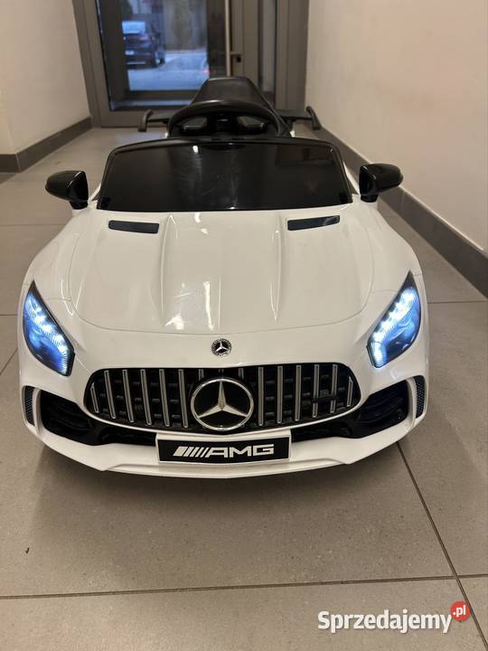 Samochód elektryczny Mercedes AMG GT Pozostałe