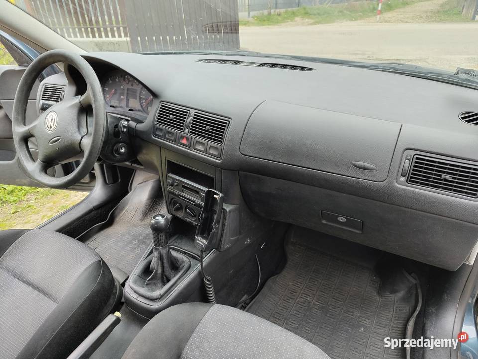 Volkswagen Golf 19 TDI 101 kombi Bobrek